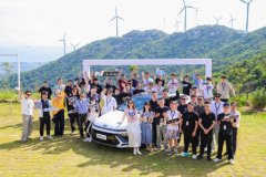 跨越十月的用户联结：2025北